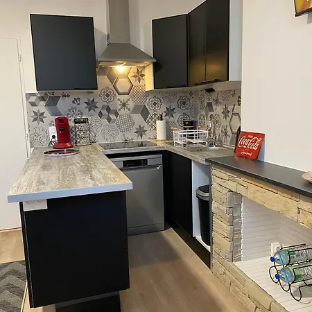Apartment Super *